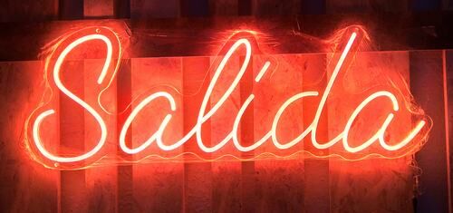 Cartel led sumergible decoración exterior  "SALIDA" 100x36 cm