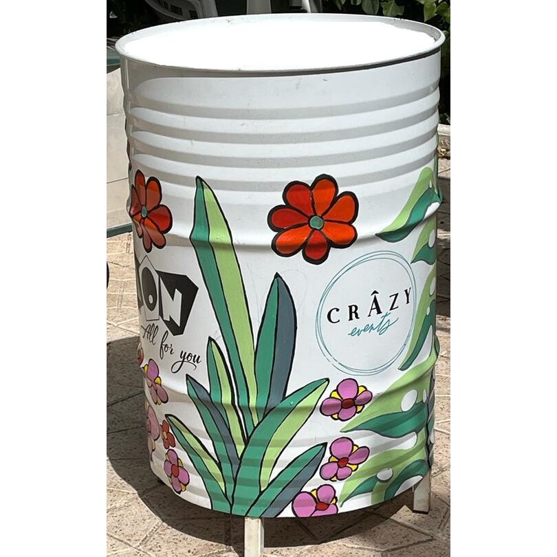 Bidón de Metal mesa alta Barril Industrial personalizable con patas y lacado 60 x 60 x 90 cm
