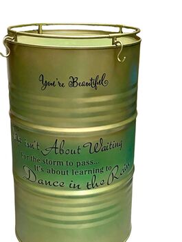 Bidón metal mesa alta personalizable barril verde con perchas "You are Beautiful" 60 x 60 x 90 cm