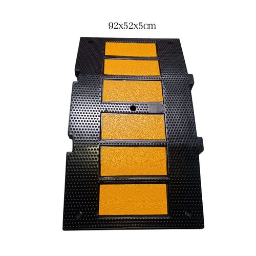 Reductor de velocidad (Rampa) de caucho 90x50x5cm