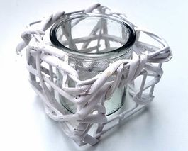 Portavela rattan cuadrado 7 x 7 cm